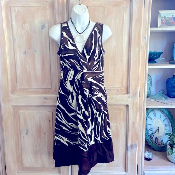 Banana Republic Silk Dress 

Size 0 - Picture 1 of 8